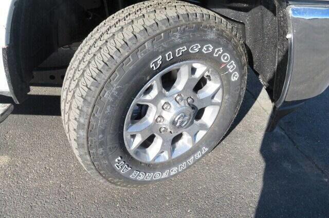 2024 RAM Ram 3500 RAM 3500 LARAMIE CREW CAB 4X4 8 BOX