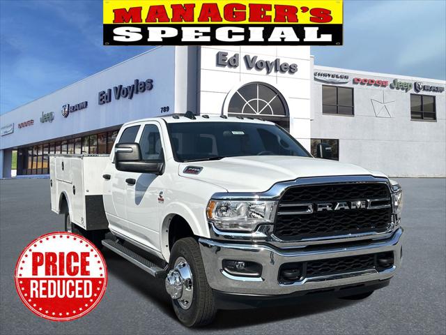 2024 RAM Ram 3500 Chassis Cab RAM 3500 TRADESMAN CREW CAB CHASSIS 4X4 60 CA