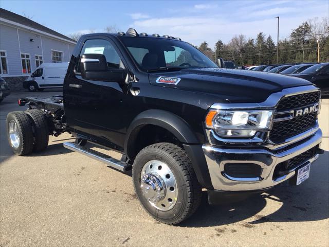 2024 RAM Ram 5500 Chassis Cab RAM 5500 TRADESMAN CHASSIS REGULAR CAB 4X4 60 CA