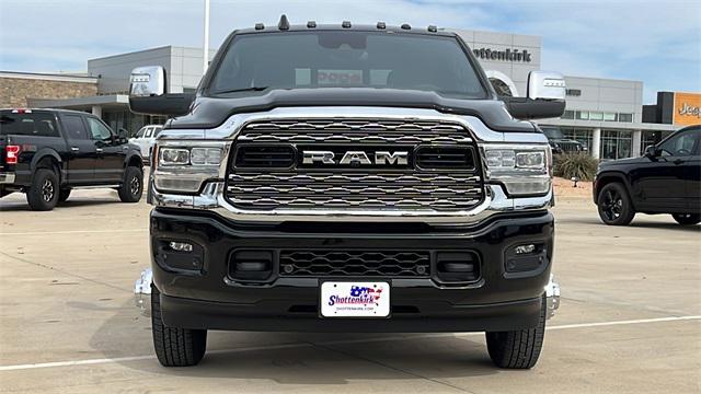 2024 RAM Ram 3500 RAM 3500 LIMITED CREW CAB 4X4 8 BOX