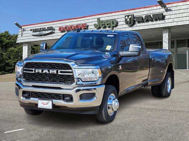 2024 RAM Ram 3500 RAM 3500 TRADESMAN CREW CAB 4X4 8 BOX