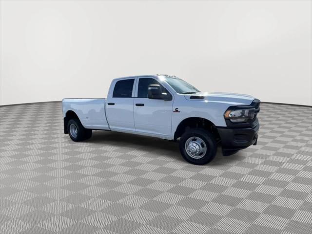 2024 RAM Ram 3500 RAM 3500 TRADESMAN CREW CAB 4X4 8 BOX