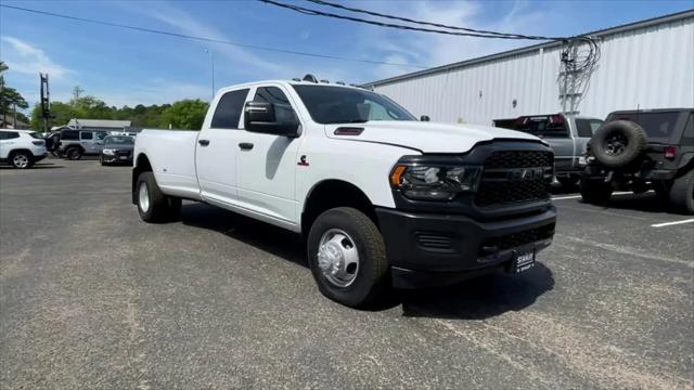 2024 RAM Ram 3500 RAM 3500 TRADESMAN CREW CAB 4X4 8 BOX