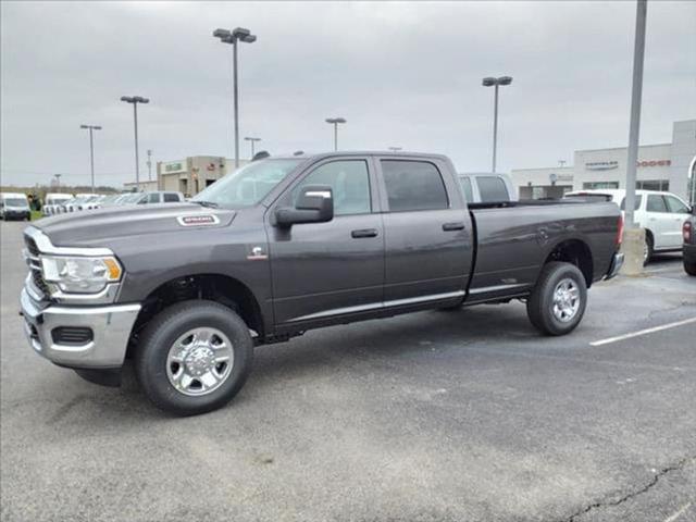 2024 RAM Ram 2500 RAM 2500 TRADESMAN CREW CAB 4X4 8 BOX