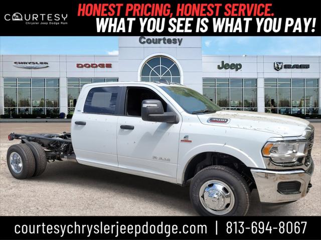 2024 RAM Ram 3500 Chassis Cab RAM 3500 SLT CREW CAB CHASSIS 4X4 60 CA