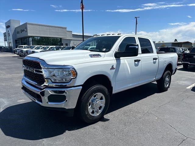 2024 RAM Ram 2500 RAM 2500 TRADESMAN CREW CAB 4X4 64 BOX