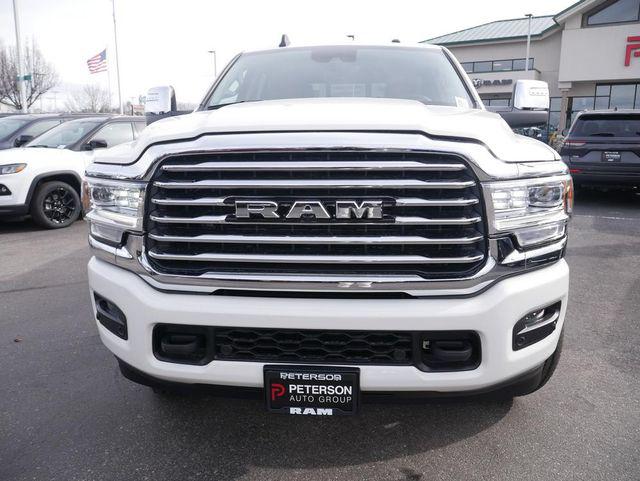 2024 RAM Ram 3500 RAM 3500 LIMITED LONGHORN CREW CAB 4X4 8 BOX