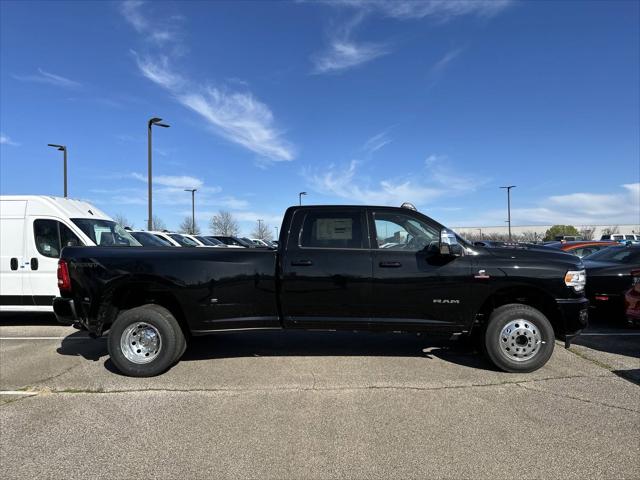 2024 RAM Ram 3500 RAM 3500 LARAMIE CREW CAB 4X4 8 BOX