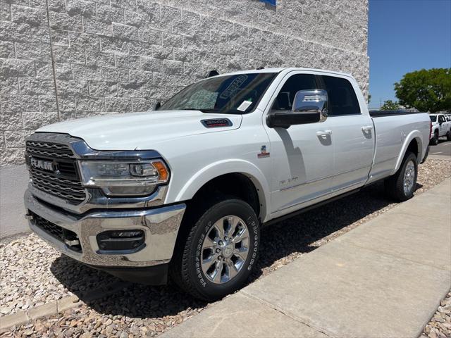 2024 RAM Ram 3500 RAM 3500 LIMITED CREW CAB 4X4 8 BOX