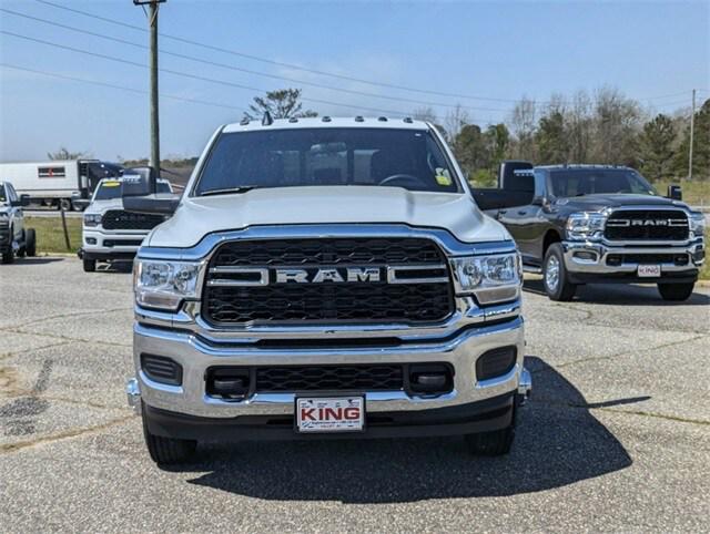 2024 RAM Ram 3500 RAM 3500 TRADESMAN CREW CAB 4X4 8 BOX