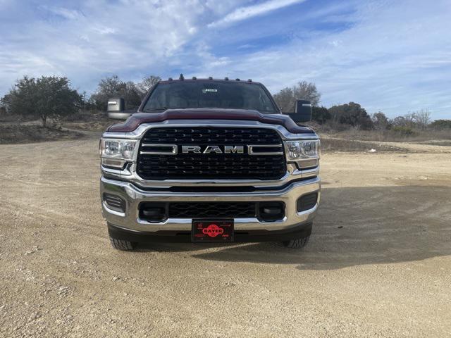 2024 RAM Ram 3500 Chassis Cab RAM 3500 SLT CREW CAB CHASSIS 4X4 60 CA