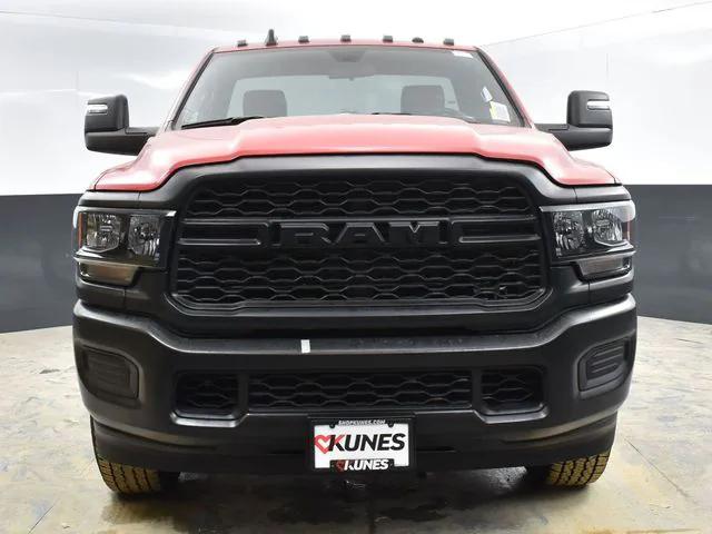 2024 RAM Ram 3500 Chassis Cab RAM 3500 TRADESMAN CHASSIS REGULAR CAB 4X4 60 CA