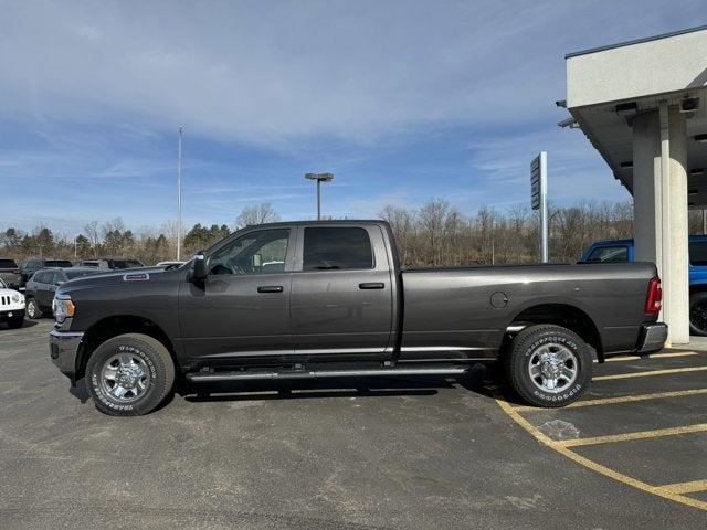 2024 RAM Ram 2500 RAM 2500 TRADESMAN CREW CAB 4X4 8 BOX