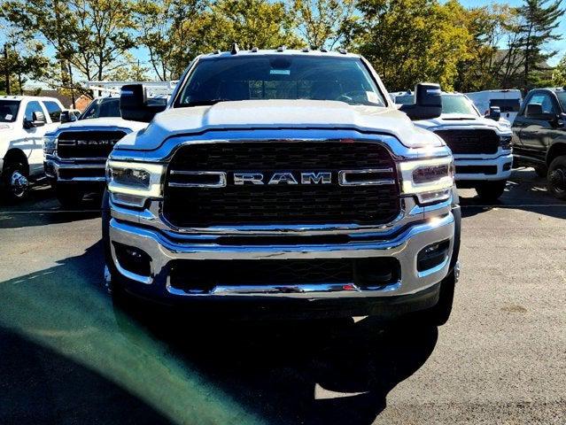 2024 RAM Ram 4500 Chassis Cab RAM 4500 SLT CHASSIS CREW CAB 4X4 60 CA