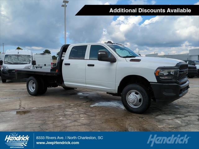 2024 RAM Ram 3500 Chassis Cab RAM 3500 TRADESMAN CREW CAB CHASSIS 4X4 60 CA