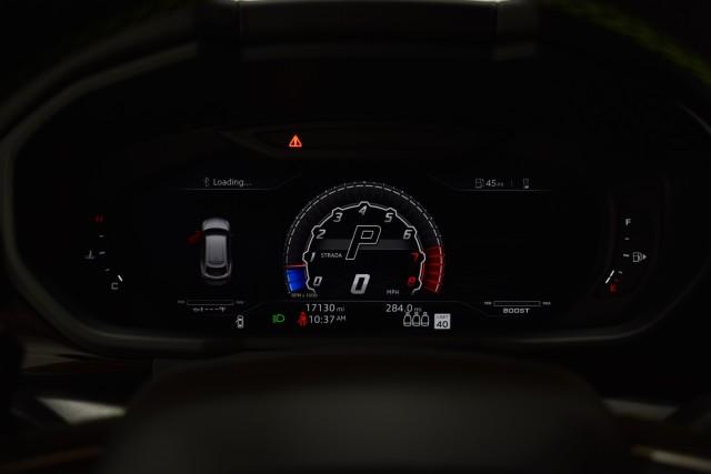 2021 Lamborghini Urus Pearl Capsule