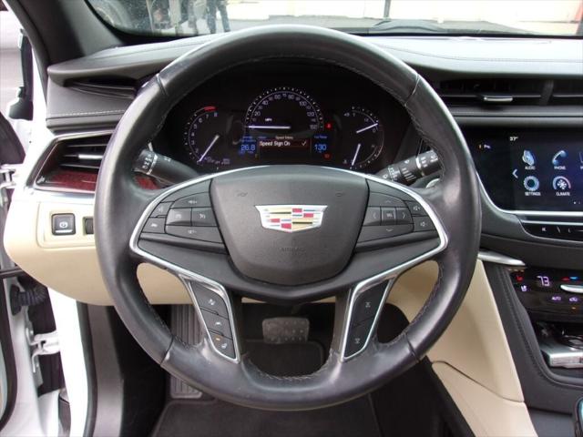 2018 Cadillac XT5 Premium Luxury