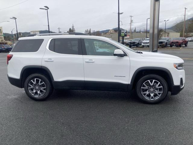 2023 GMC Acadia AWD SLT