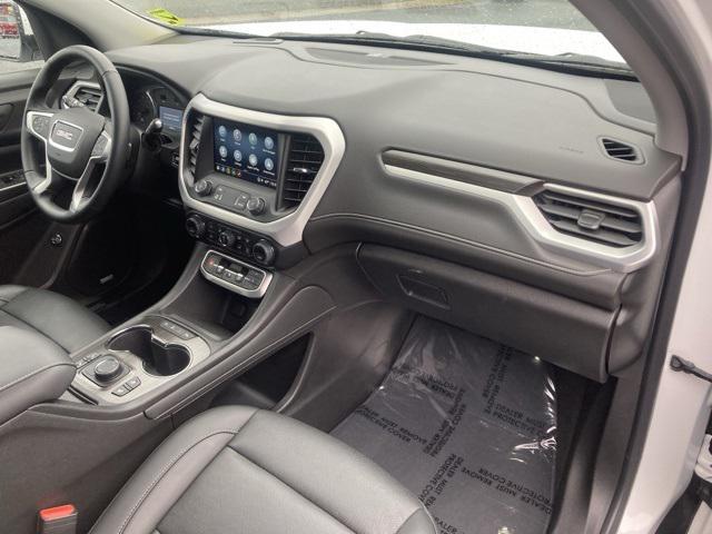 2023 GMC Acadia AWD SLT