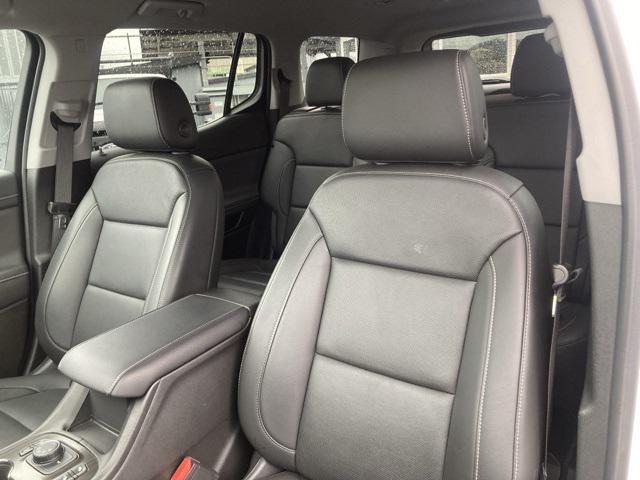 2023 GMC Acadia AWD SLT