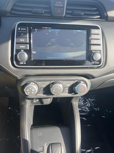 2024 Nissan Versa 1.6 S
