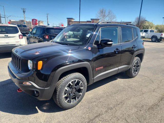 2023 Jeep Renegade RENEGADE TRAILHAWK 4X4