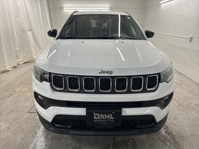 2023 Jeep Compass COMPASS LATITUDE 4X4