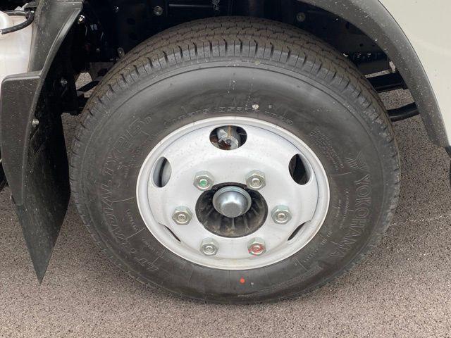 2024 Isuzu NPR Standard Cab