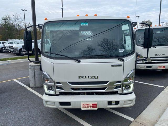 2024 Isuzu NPR Standard Cab