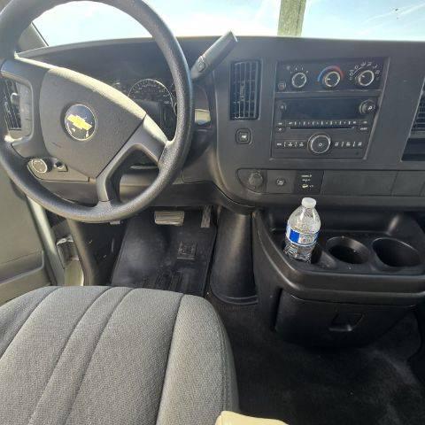 2011 Chevrolet Express LT