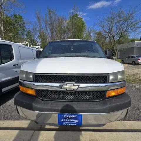 2011 Chevrolet Express LT