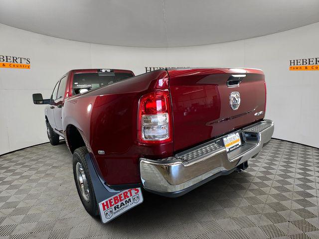 2024 RAM Ram 3500 RAM 3500 TRADESMAN CREW CAB 4X4 8 BOX