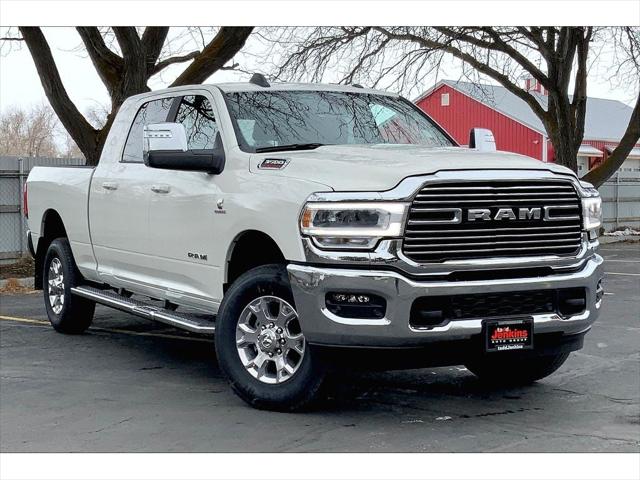 2024 RAM Ram 3500 RAM 3500 LARAMIE MEGA CAB 4X4 64 BOX