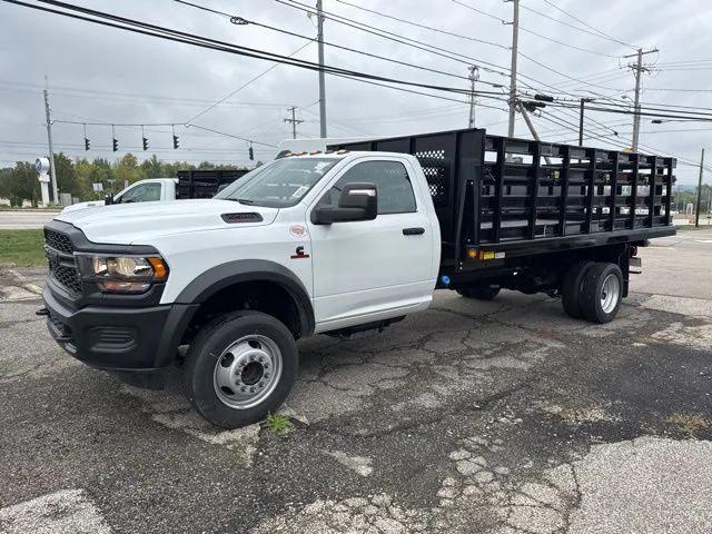 2024 RAM Ram 5500 Chassis Cab RAM 5500 TRADESMAN CHASSIS REGULAR CAB 4X2 120 CA