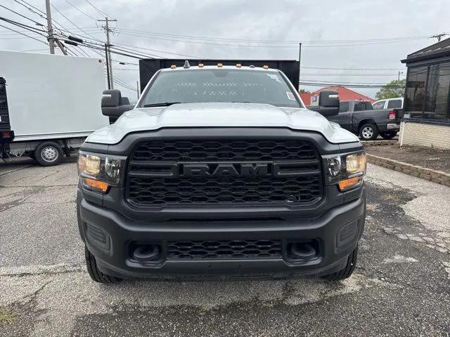 2024 RAM Ram 5500 Chassis Cab RAM 5500 TRADESMAN CHASSIS REGULAR CAB 4X2 120 CA