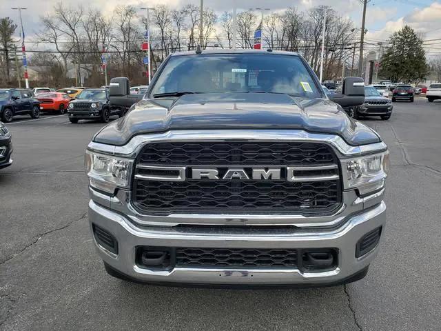 2024 RAM Ram 3500 RAM 3500 TRADESMAN CREW CAB 4X4 64 BOX