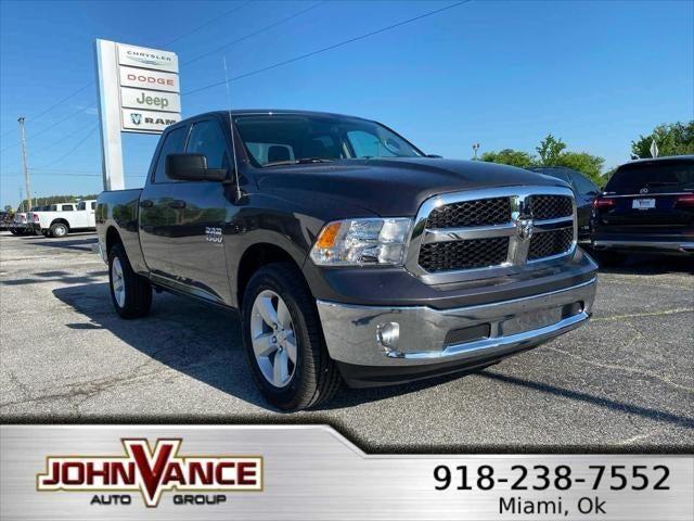 2024 RAM Ram 1500 Classic RAM 1500 CLASSIC TRADESMAN QUAD CAB 4X4 64 BOX