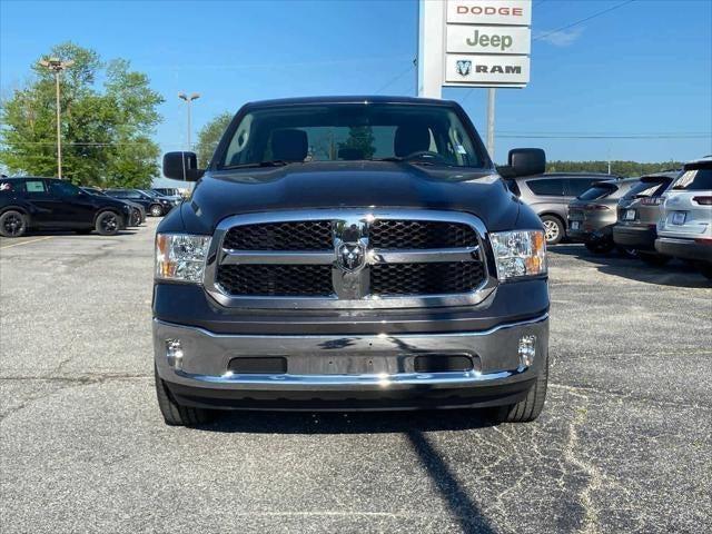 2024 RAM Ram 1500 Classic RAM 1500 CLASSIC TRADESMAN QUAD CAB 4X4 64 BOX