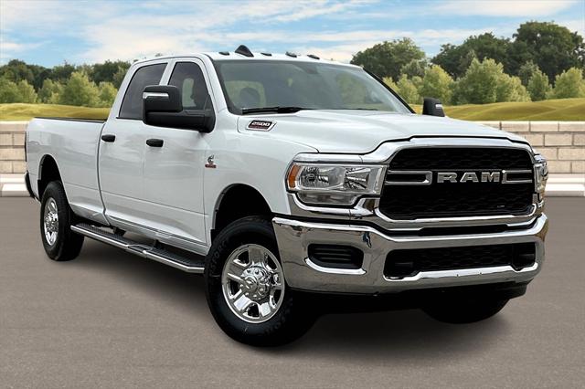 2024 RAM Ram 2500 RAM 2500 TRADESMAN CREW CAB 4X4 8 BOX