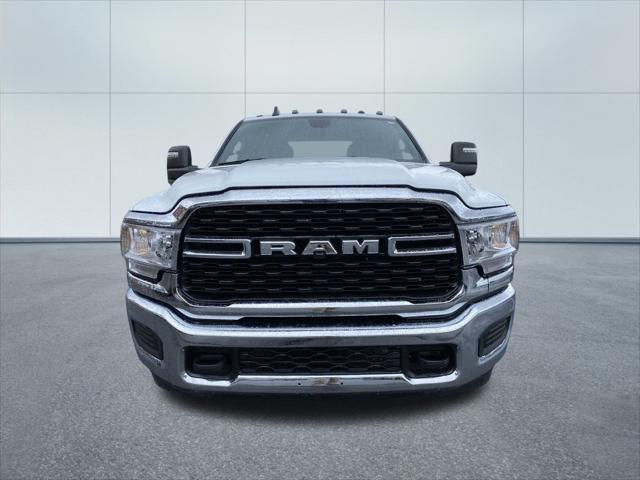 2024 RAM Ram 3500 RAM 3500 TRADESMAN CREW CAB 4X4 64 BOX