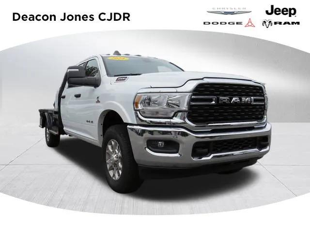 2024 RAM Ram 3500 Chassis Cab RAM 3500 SLT CREW CAB CHASSIS 4X4 60 CA