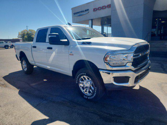 2024 RAM Ram 2500 RAM 2500 TRADESMAN CREW CAB 4X4 64 BOX