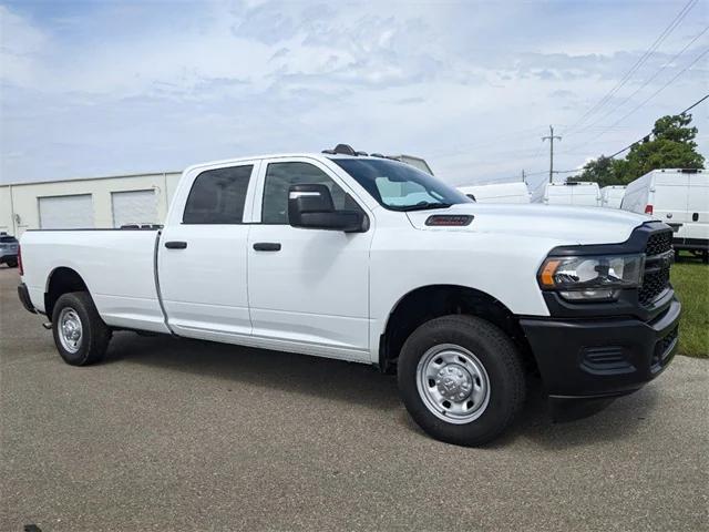 2024 RAM Ram 2500 RAM 2500 TRADESMAN CREW CAB 4X2 8 BOX