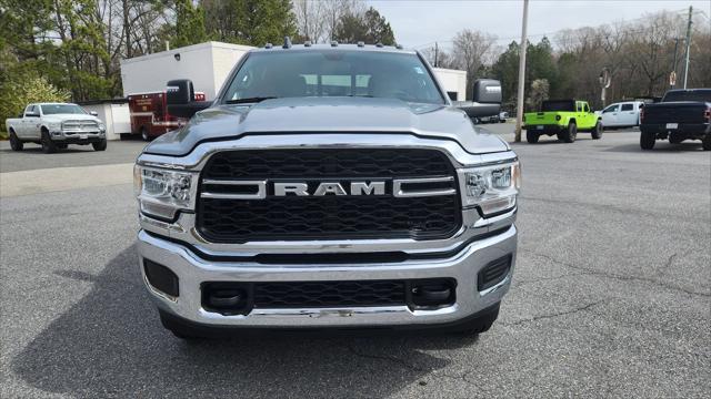 2024 RAM Ram 3500 RAM 3500 TRADESMAN CREW CAB 4X4 8 BOX