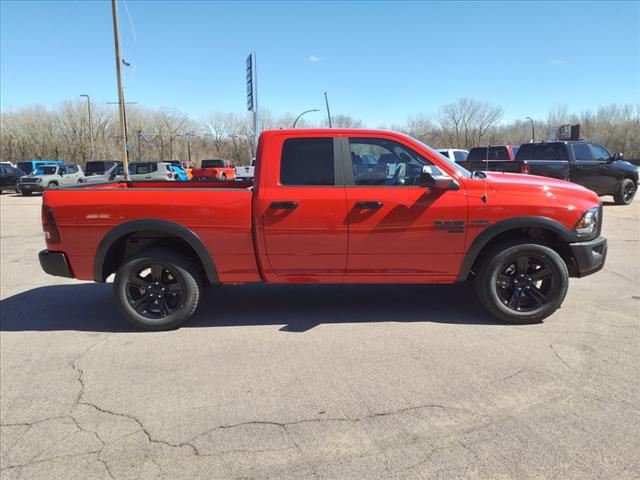 2024 RAM Ram 1500 Classic RAM 1500 CLASSIC WARLOCK QUAD CAB 4X4 64 BOX