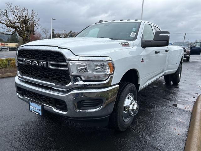 2024 RAM Ram 3500 RAM 3500 TRADESMAN CREW CAB 4X4 8 BOX