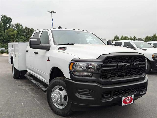 2024 RAM Ram 3500 Chassis Cab RAM 3500 TRADESMAN CREW CAB CHASSIS 4X4 60 CA