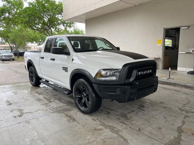 2024 RAM Ram 1500 Classic RAM 1500 CLASSIC WARLOCK QUAD CAB 4X2 64 BOX