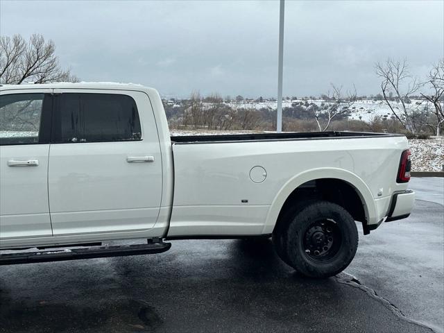 2024 RAM Ram 3500 RAM 3500 LIMITED CREW CAB 4X4 8 BOX