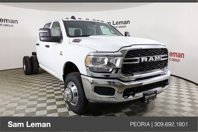 2024 RAM Ram 3500 Chassis Cab RAM 3500 TRADESMAN CREW CAB CHASSIS 4X4 60 CA